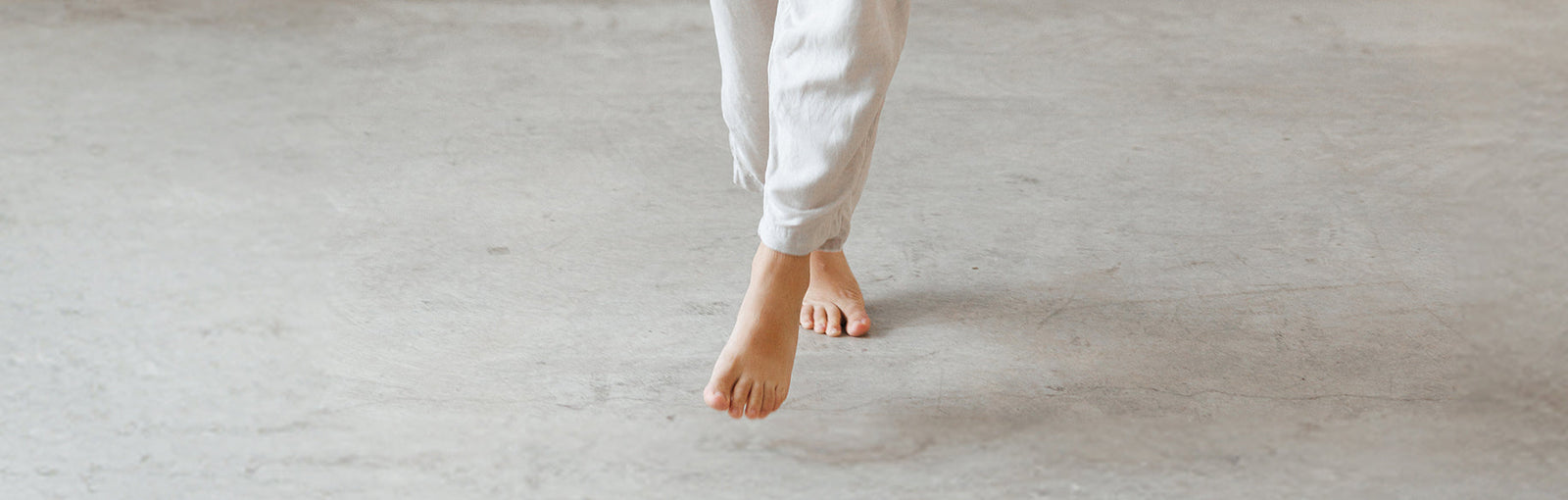 Piernas pesadas: causas, síntomas y cómo aliviarlas de forma natural