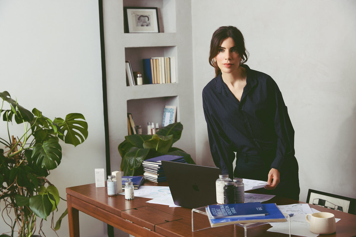 Retrato de la Dra. Isabel Viña, fundadora de IVB Wellness Lab